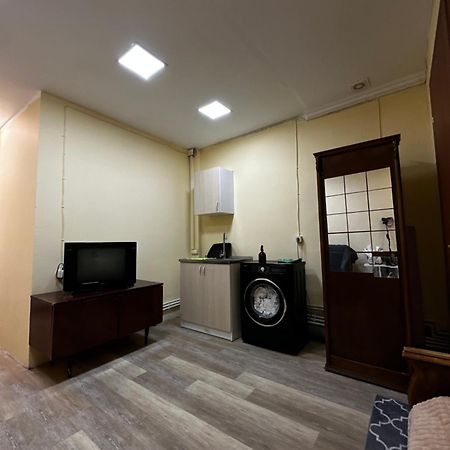 Vahe'S Family Guests House Apartamento Erevan Exterior foto