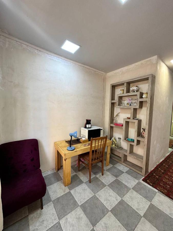 Vahe'S Family Guests House Apartamento Erevan Exterior foto