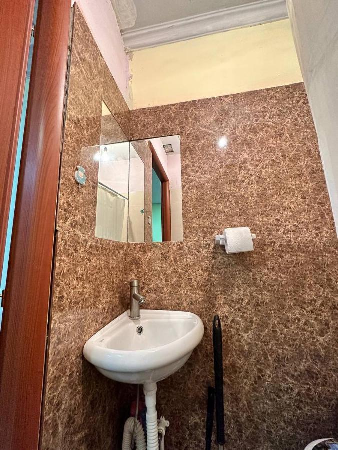 Vahe'S Family Guests House Apartamento Erevan Exterior foto