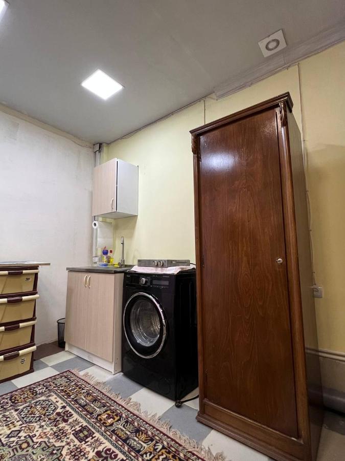 Vahe'S Family Guests House Apartamento Erevan Exterior foto