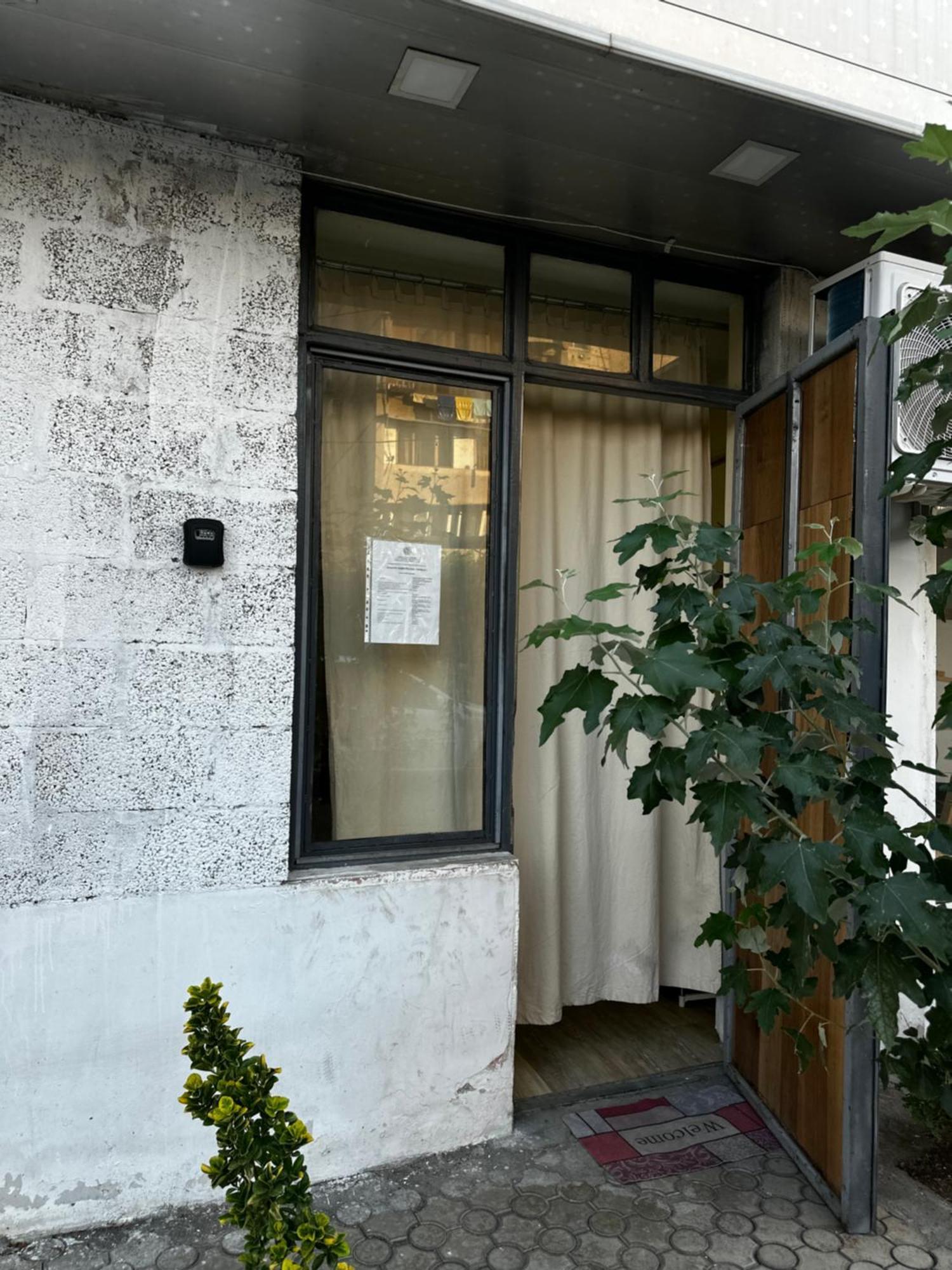 Vahe'S Family Guests House Apartamento Erevan Exterior foto