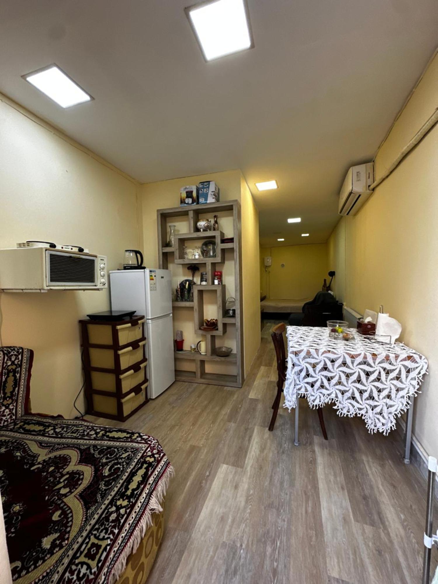 Vahe'S Family Guests House Apartamento Erevan Exterior foto